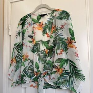 Forever 21 Floral Green and Orange Women's Top Size S